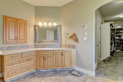 1716 60017 Twp Rd 704A, Rural Grande Prairie No. 1, County Of, AB - Indoor Photo Showing Bathroom