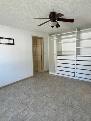 10615 99, High Level, AB - Indoor