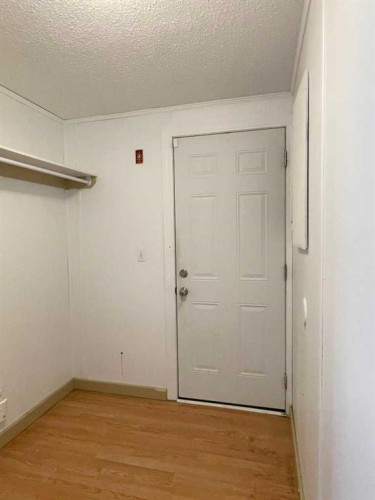 10615 99, High Level, AB - Indoor Photo Showing Other Room