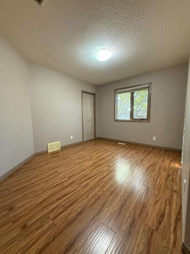 81 Peace River Avenue, Joussard, AB - Indoor Photo Showing Other Room