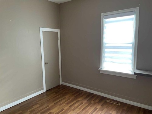 10908 102 Avenue, Fairview, AB - Indoor Photo Showing Other Room