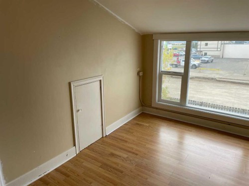 10908 102 Avenue, Fairview, AB - Indoor Photo Showing Other Room
