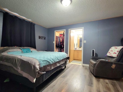 8707 90 Street, Grande Prairie, AB - Indoor Photo Showing Bedroom