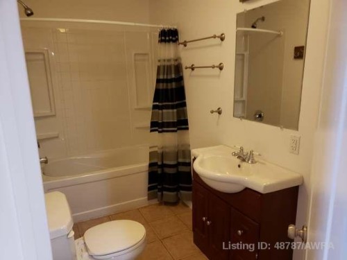 10850 98 Ave, Grande Cache, AB - Indoor Photo Showing Bathroom