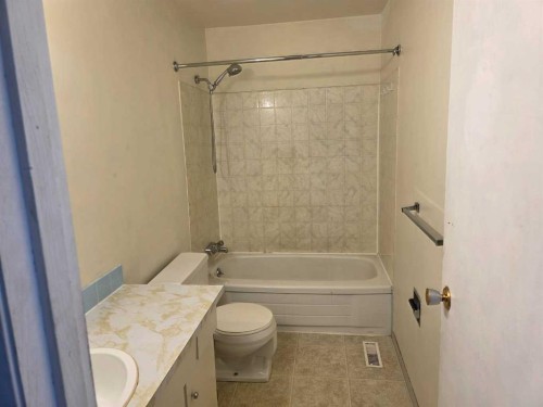 107 97 Avenue, Grande Cache, AB - Indoor Photo Showing Bathroom