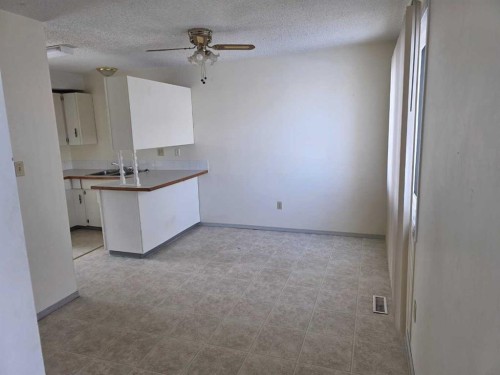 107 97 Avenue, Grande Cache, AB - Indoor Photo Showing Kitchen