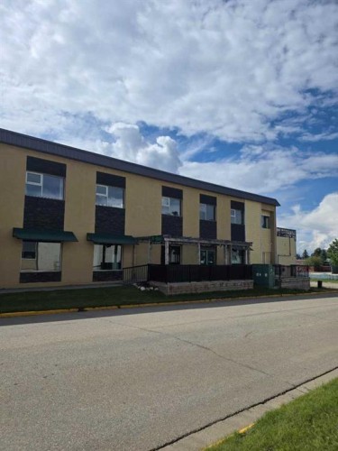 1800 Pine Plaza, Grande Cache, AB 