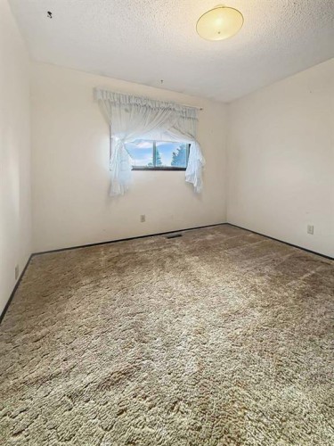 9802 110 Street, Grande Cache, AB - Indoor Photo Showing Other Room