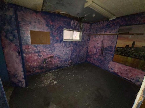10830 91 Street, Peace River, AB -  Photo Showing Other Room