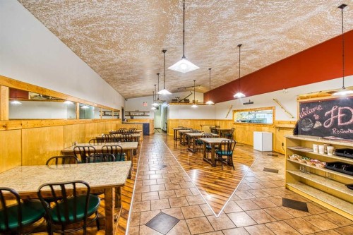 9925 100 Street, Sexsmith, AB 