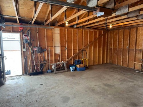 8005 94 Street, Peace River, AB - Indoor Photo Showing Basement