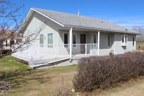 503 5Th Avenue Ne, Manning, AB - Outdoor With Deck Patio Veranda