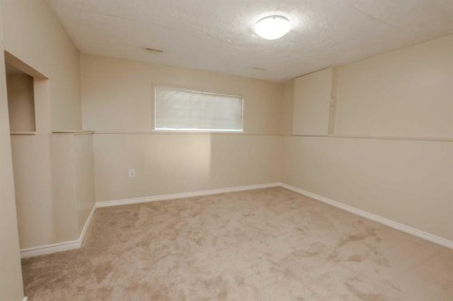 12910 94 Street, Grande Prairie, AB - Indoor Photo Showing Other Room