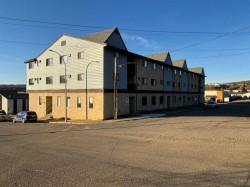 101-215-10118 100 Avenue  Peace River, AB T8S 1R3