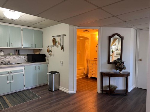 11632 120 Avenue Close, Fairview, AB - Indoor Photo Showing Kitchen With Double Sink