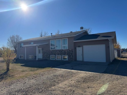 11632 120 Avenue Close, Fairview, AB - Outdoor