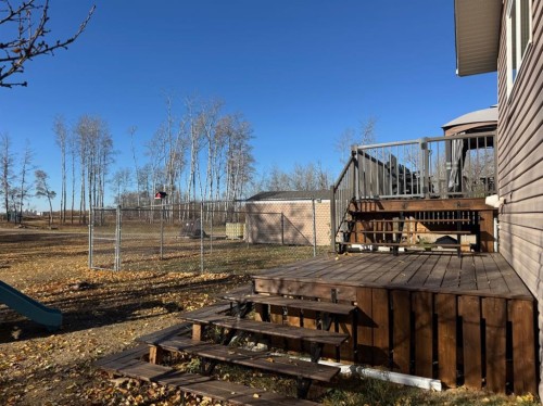 11632 120 Avenue Close, Fairview, AB - Outdoor