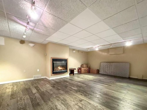 10530 98Th Avenue, Grande Cache, AB - Indoor With Fireplace