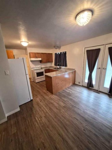 214 7 Street, Beaverlodge, AB - Indoor Photo Showing Other Room