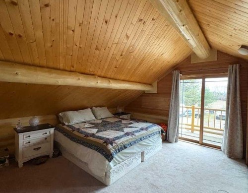 21317-669 Highway, Rural Greenview No. 16, M.D. Of, AB - Indoor Photo Showing Bedroom