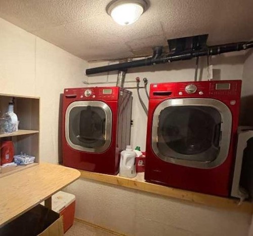 21317-669 Highway, Rural Greenview No. 16, M.D. Of, AB - Indoor Photo Showing Laundry Room
