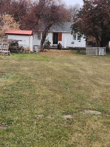 4913-57 Ave ., High Prairie, AB - Outdoor