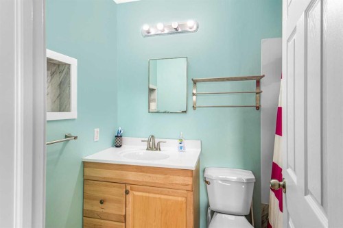 4603 55 Street, Rycroft, AB - Indoor Photo Showing Bathroom