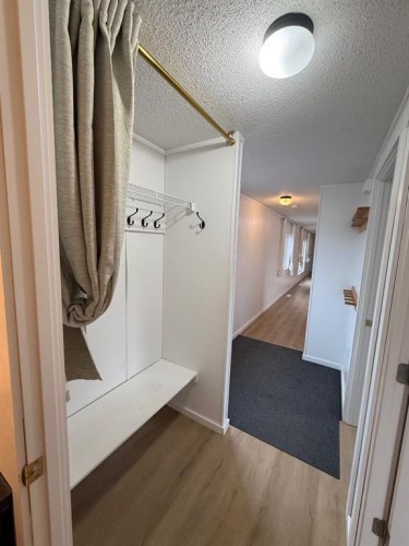 10409 110 Ave, La Crete, AB - Indoor