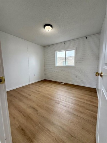 10409 110 Ave, La Crete, AB - Indoor Photo Showing Other Room