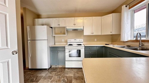 9105 113A Avenue, Grande Prairie, AB 