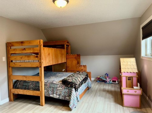 125 Monias Drive, Rural Big Lakes County, AB - Indoor Photo Showing Bedroom