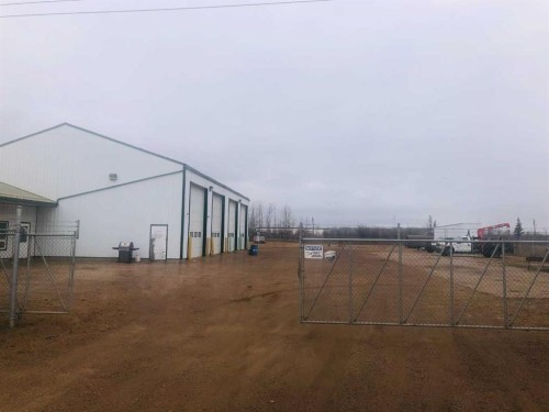 11816 95 Street, High Level, AB 