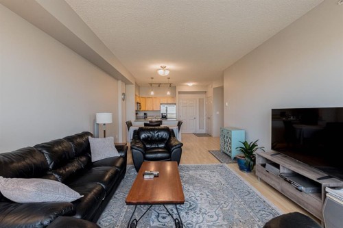404-12310 102 Street, Grande Prairie, AB - Indoor Photo Showing Living Room