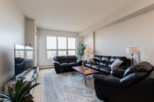 404-12310 102 Street, Grande Prairie, AB - Indoor Photo Showing Living Room