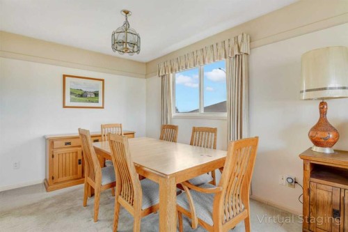 103 11A Street, Beaverlodge, AB - Indoor Photo Showing Dining Room