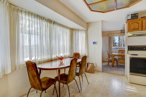 103 11A Street, Beaverlodge, AB - Indoor Photo Showing Dining Room