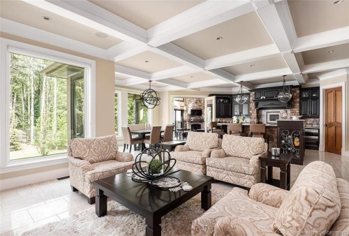 8018 Willow Grove Way, Rural Grande Prairie No. 1, County Of, AB - Indoor Photo Showing Living Room