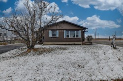 9902 99 Avenue  La Glace, AB T0H 2J0