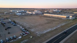 11810 99 Avenue  Grande Prairie, AB T8W 0C7