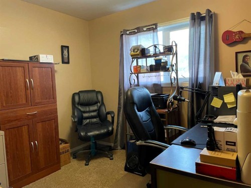 4910 53 Street, Grimshaw, AB - Indoor Photo Showing Office