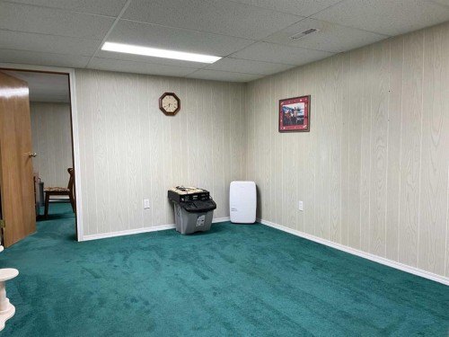 4910 53 Street, Grimshaw, AB - Indoor Photo Showing Other Room