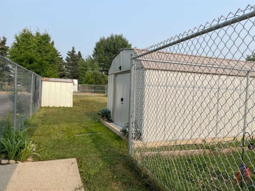 4910 53 Street, Grimshaw, AB - Outdoor