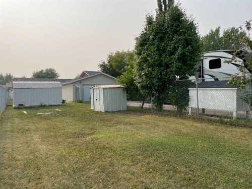 4910 53 Street, Grimshaw, AB - Outdoor