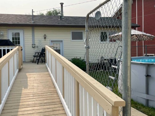 4910 53 Street, Grimshaw, AB - Outdoor With Exterior