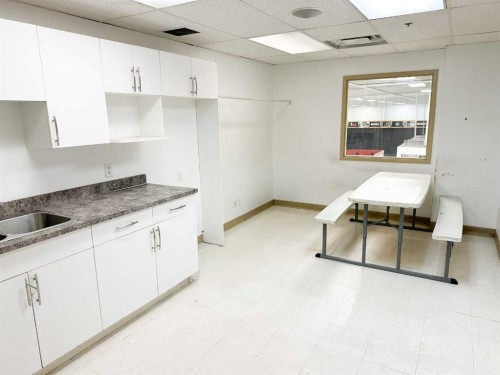 9902 120 Street, Grande Prairie, AB 