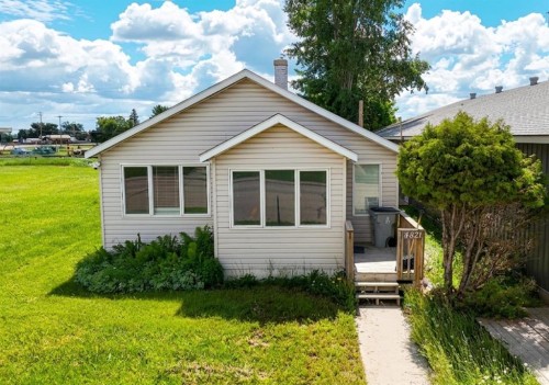 4821 51st Avenue  High Prairie, AB T0G 1E0