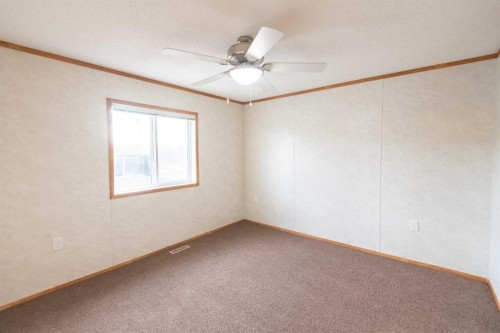 10509 110 Ave, La Crete, AB - Indoor Photo Showing Other Room