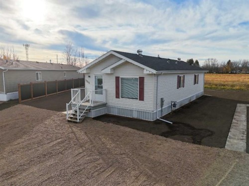 10509 110 Ave, La Crete, AB - Outdoor