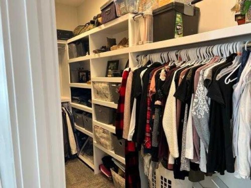 11-1049 Alberta Avenue, Debolt, AB - Indoor With Storage