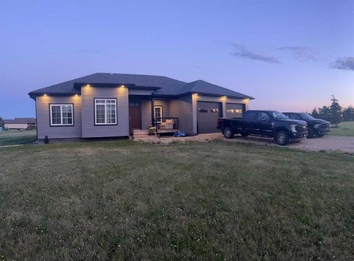 11-1049 Alberta Avenue, Debolt, AB - Outdoor